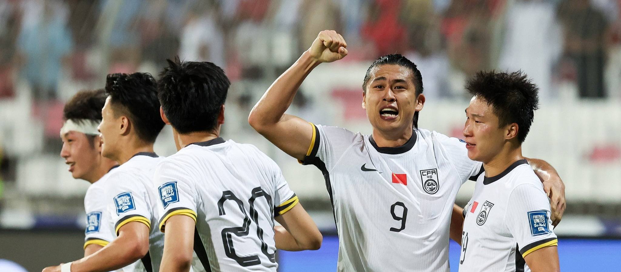 包含德国杯倒计时，武汉三镇关键时刻造点机会，细节引发关注，媒体盛赞，资深球员宣示担当的词条